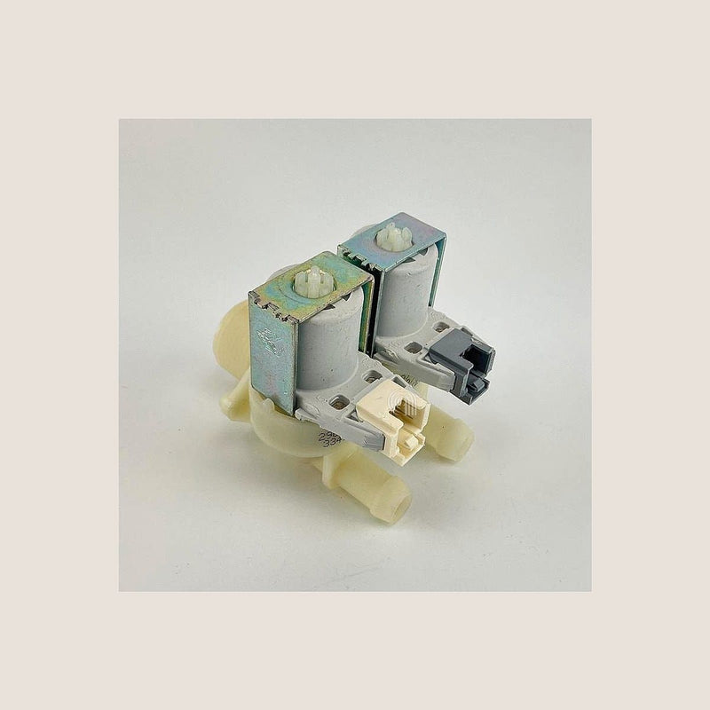 Original 2-way 180° solenoid valve for Beko washing machine 2836480100