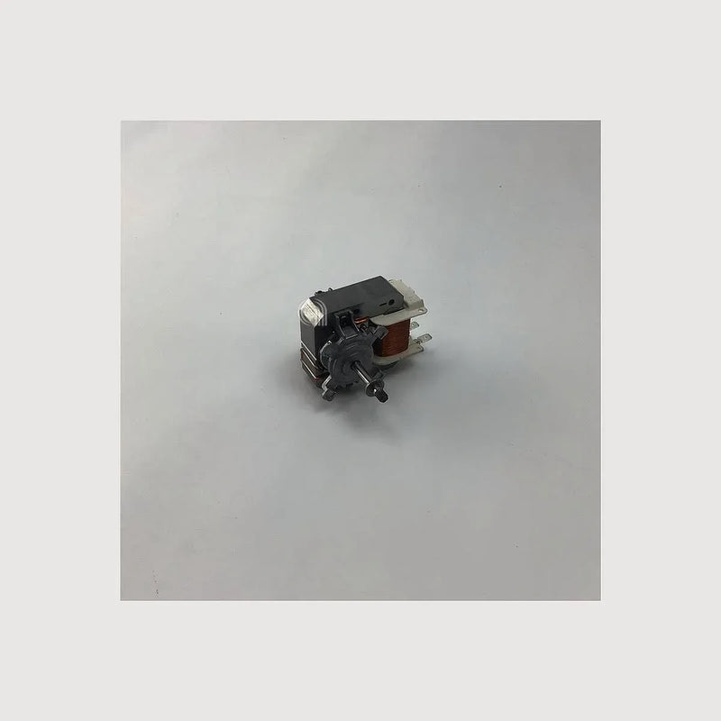 Motor ventilador horno Electrolux con códigos 3370673018 y 8996619265052