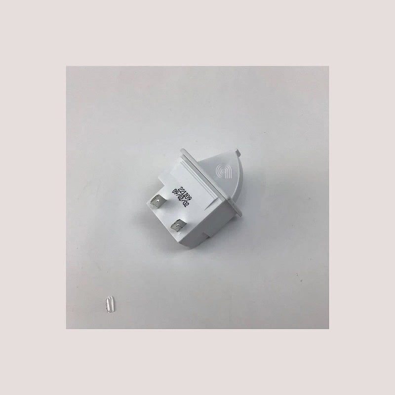 Interruptor de puerta Hisense HK1114246 para frigorífico